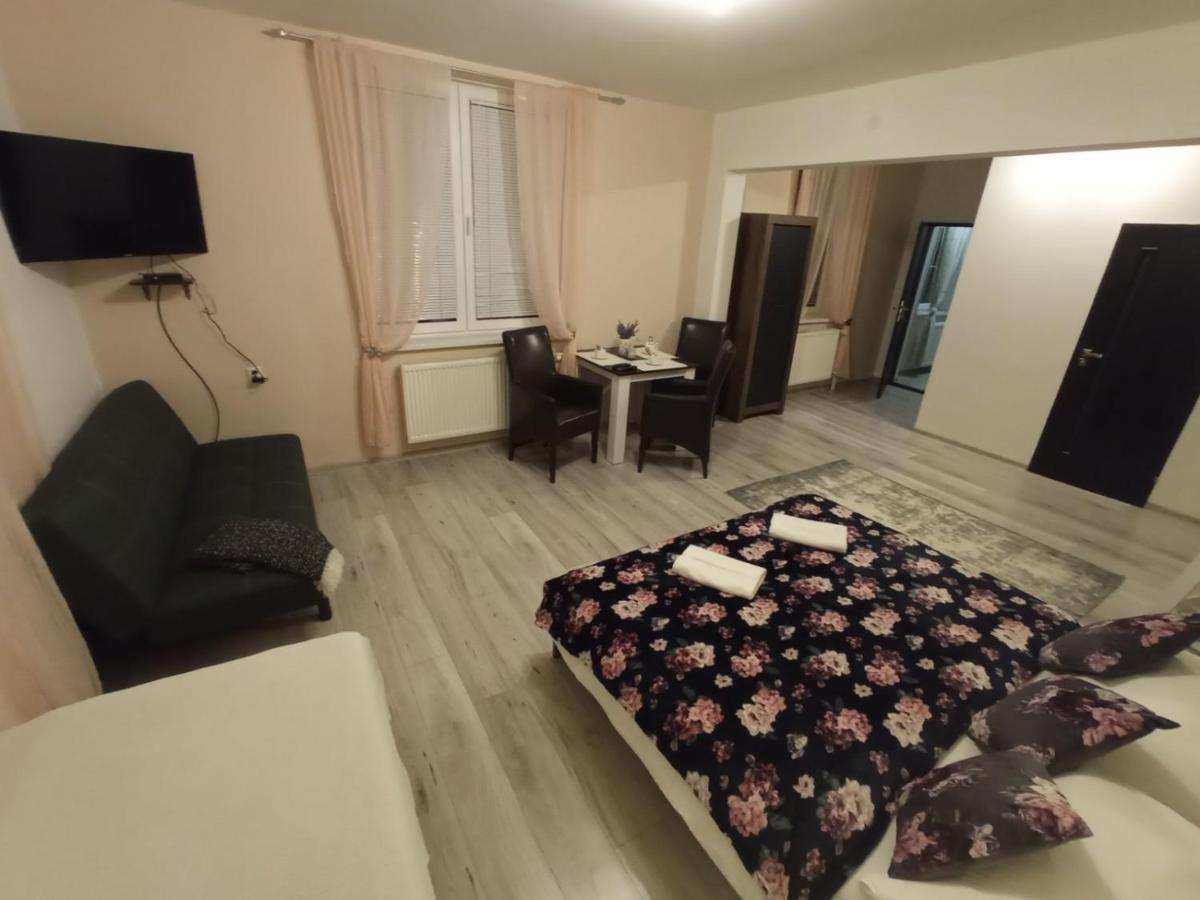 Monato Bed & Breakfast Poprad Eksteriør bilde